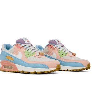 Nike Air Max 90 SE 'Sun Club
Multicolored' Running Shoes DJ9997-
100 Women's 7.5